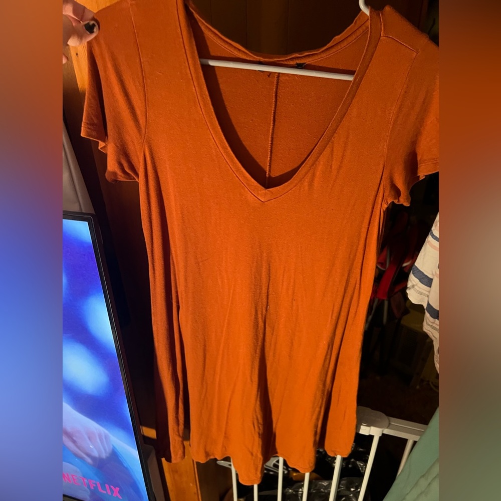 Night dress, with no tags, good condition